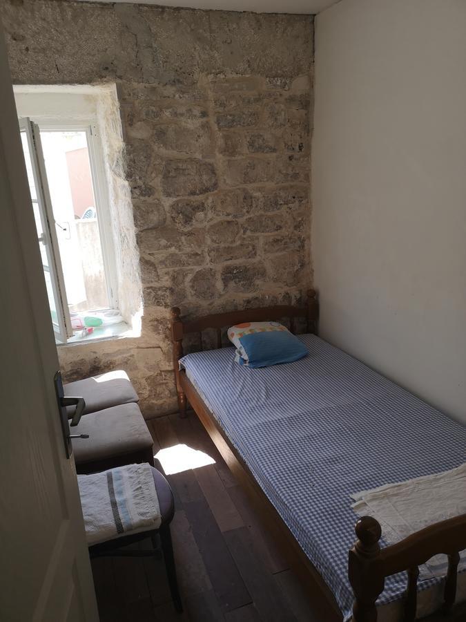 Hostel Michel Будва Экстерьер фото